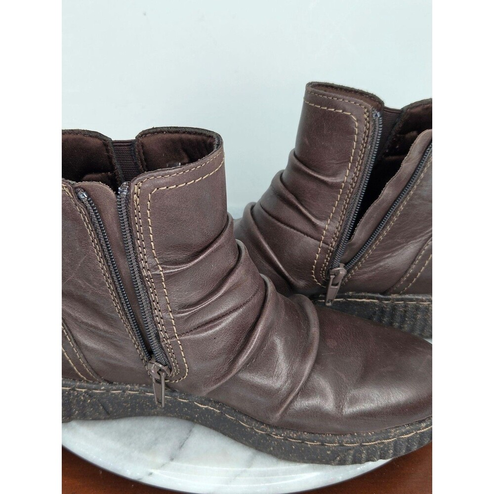 Clarks Collection Ankle Boots Womens Size 8 Brown Leather Zip Wedge Booties - Picture 8 of 16